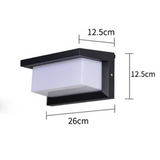 מנורת קיר חיצונית שחור ולבן