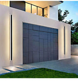 תאורת קיר עם פסים