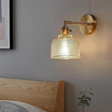 מנורת קיר מודרנית מזכוכית